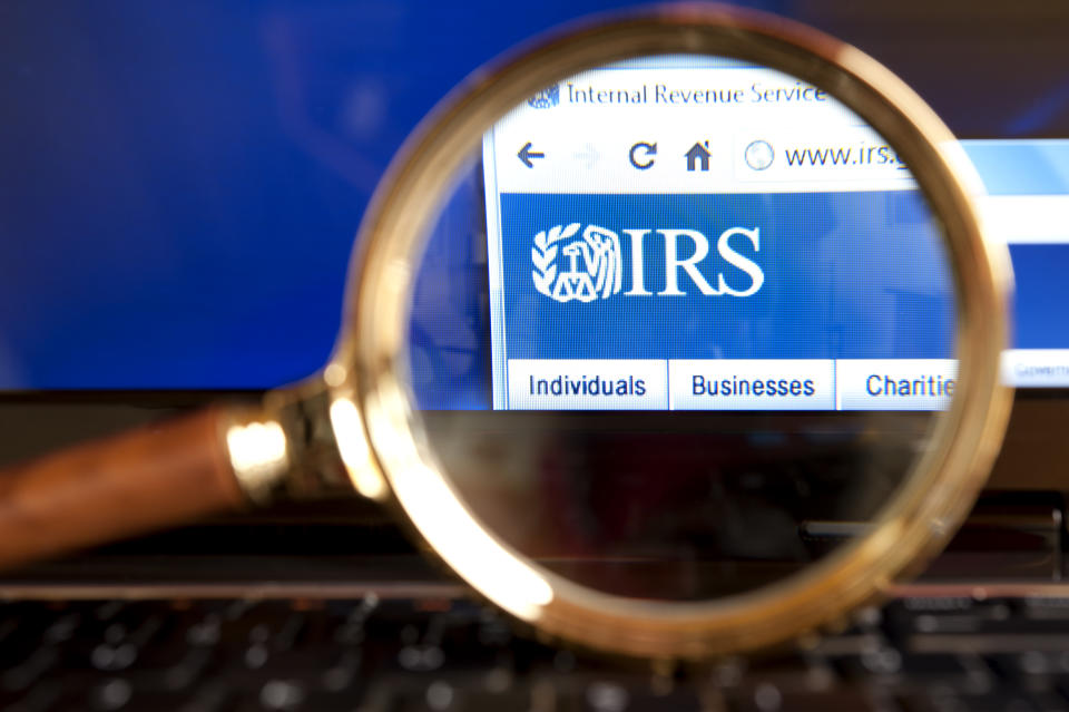 El Internal Revenue Service (IRS) no puede proteger a los que declaran impuestos de robos de identidad, pero tú puedes tomar medidas para protegerte. Foto: Getty Images. 