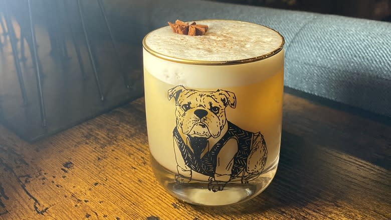 Non-alcoholic cocktail bulldog glass