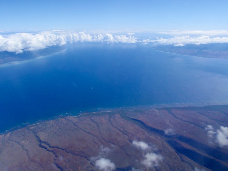 Lanai está tan solo a unos 10 kilómetros de distancia de Maui, la isla más cercana, en medio del Océano Pacífico (Flickr via mrtavis)