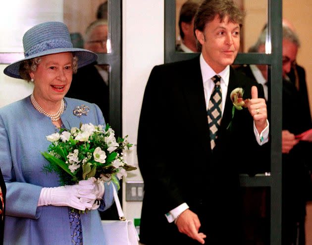 The Queen with Sir Paul at the opening of LIPA in 1996 (Photo: Pool/Tim Graham Picture Library via Getty Images)