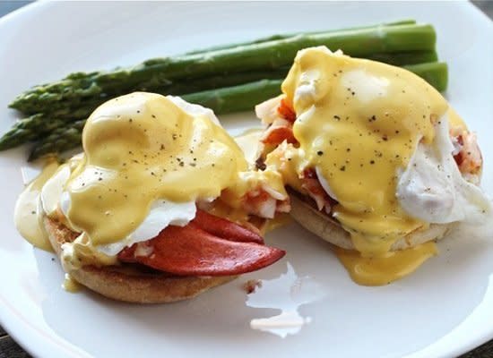 <strong>Get the <a href="http://thebitehouse.com/2012/03/20/part-2-breakfast-lobster-eggs-benedict/" target="_hplink">Lobster Eggs Benedict recipe</a> from The Bite House</strong> 