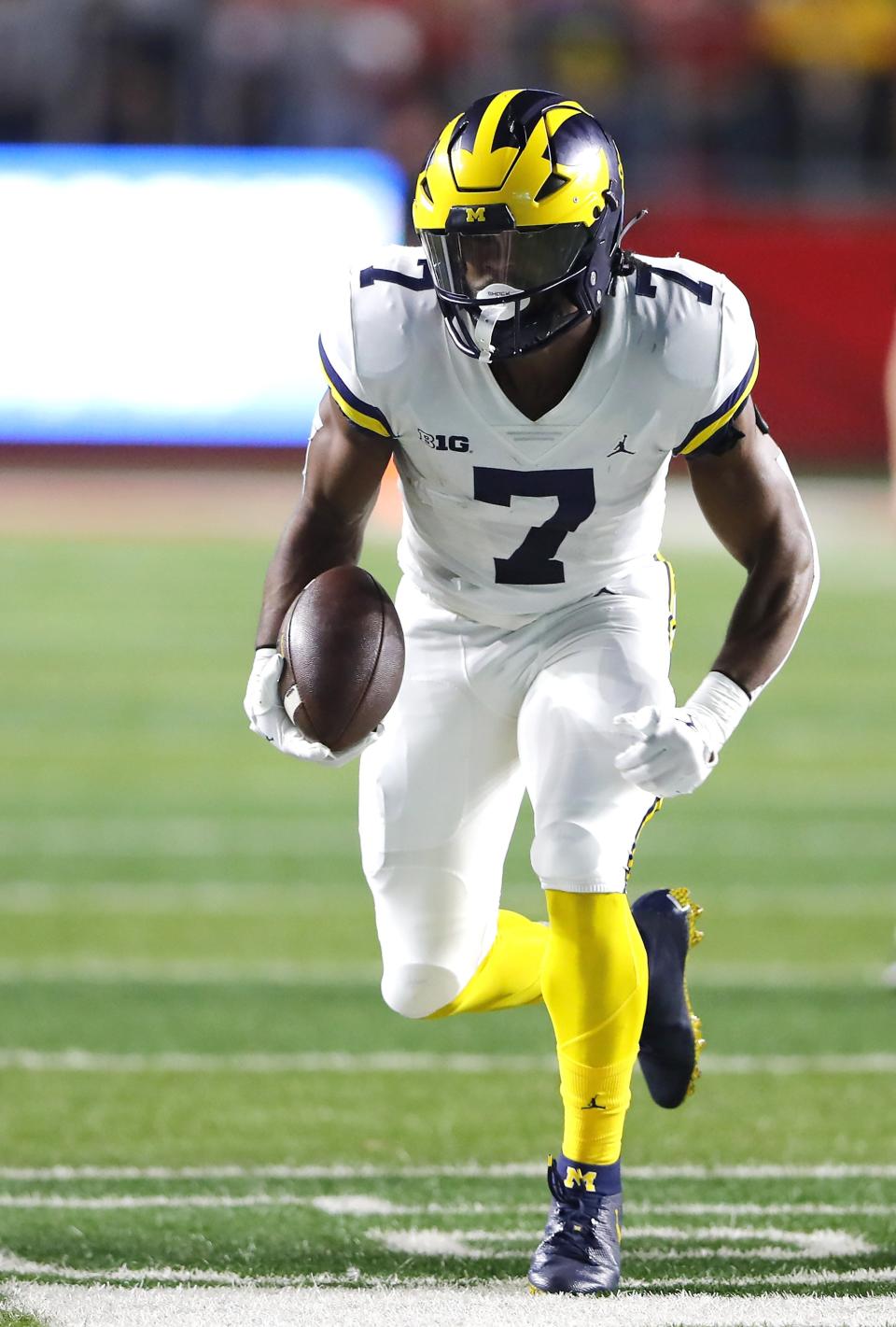 Michigan running back Donovan Edwards rushes against Rutgers during the first half on Saturday, Nov. 5, 2022 in Piscataway, New Jersey.