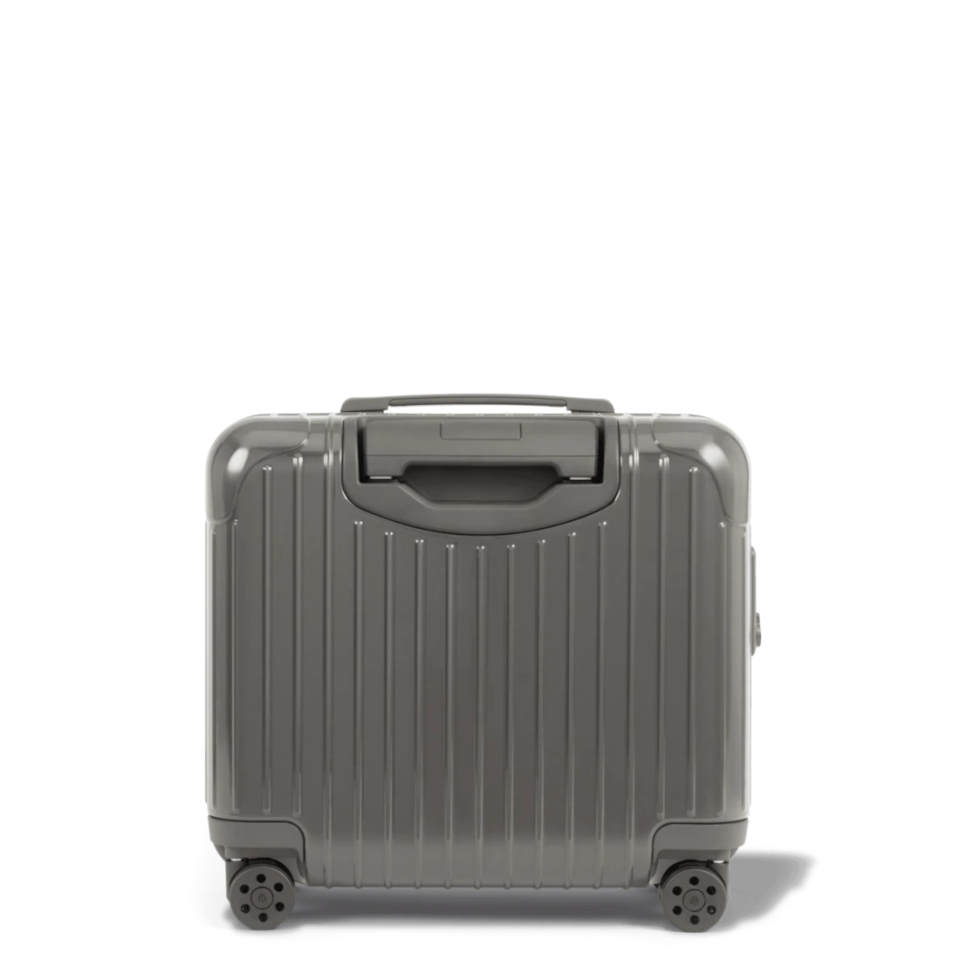 RIMOWA-Essential-Sleeve-Compact-Suitcase