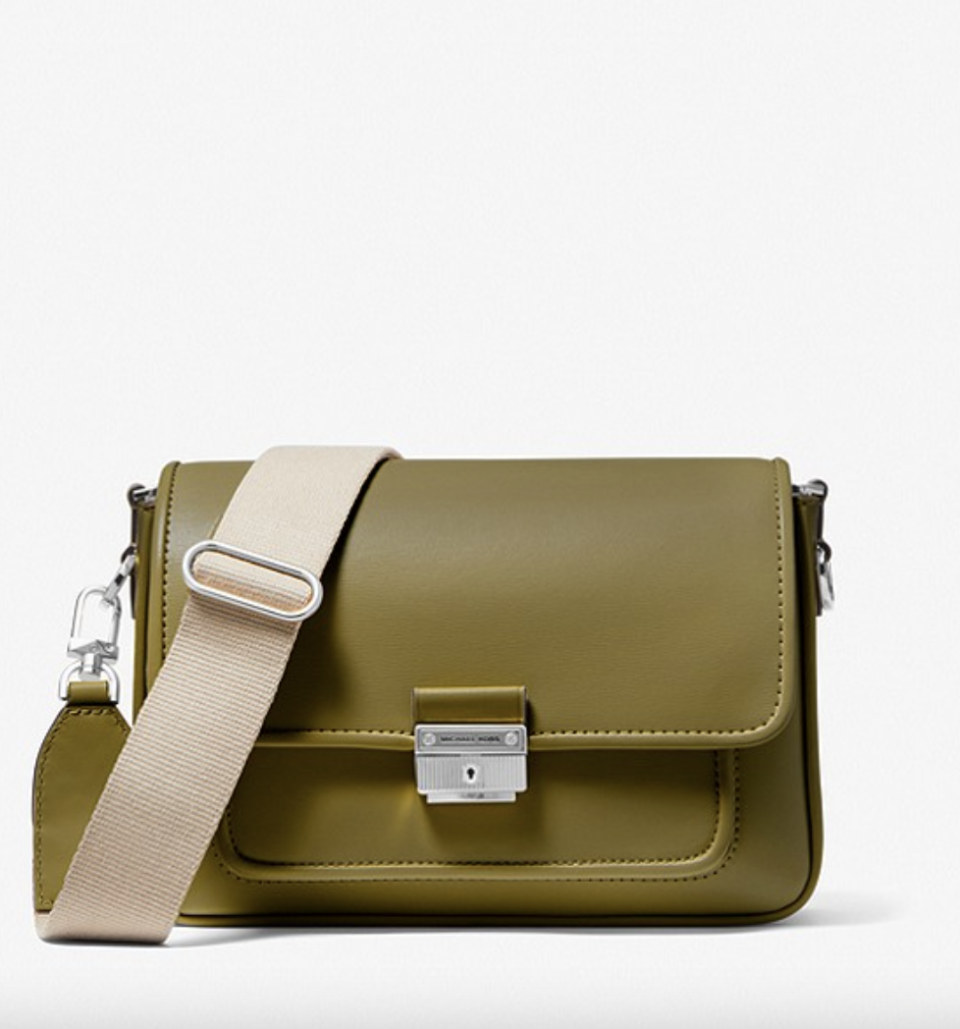 Michael Michael Kors Bradshaw Medium Leather Messenger Bag in green olive