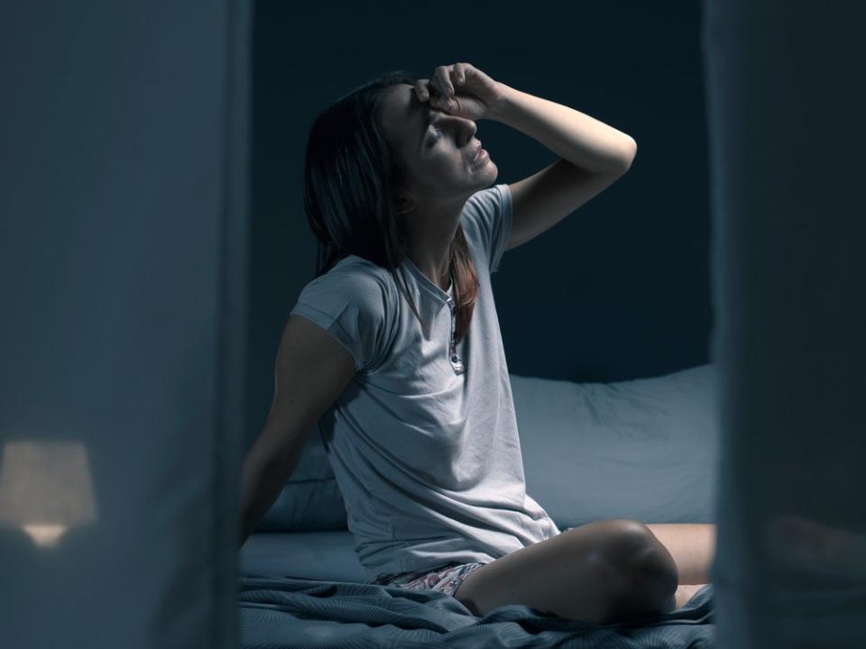 Durch die Zeitumstellung kann unser Schlafrhythmus gestört werden. (Bild: Stokkete/Shutterstock.com)