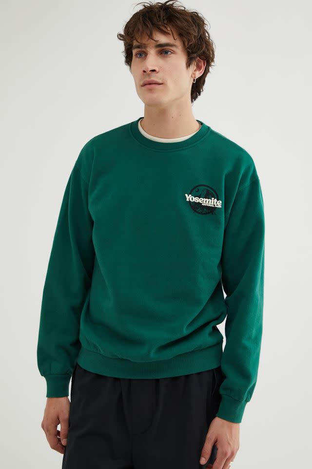 <p><a href="https://go.redirectingat.com?id=74968X1596630&url=https%3A%2F%2Fwww.urbanoutfitters.com%2Fshop%2Fparks-project-uo-exclusive-yosemite-crew-neck-sweatshirt&sref=https%3A%2F%2Fwww.seventeen.com%2Flove%2Fdating-advice%2Fadvice%2Fg606%2Fboyfriend-gifts%2F" rel="nofollow noopener" target="_blank" data-ylk="slk:Shop Now;elm:context_link;itc:0;sec:content-canvas" class="link ">Shop Now</a></p><p>Yosemite Crew Neck Sweatshirt</p><p>urbanoutfitters.com</p><p>$70.00</p>