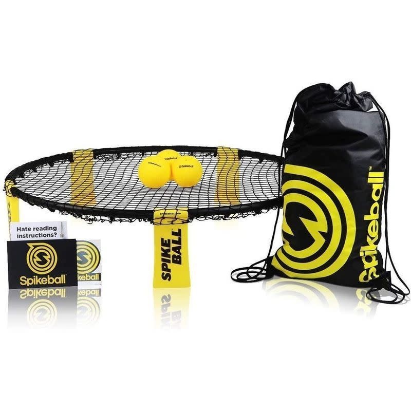 24) Spikeball Game