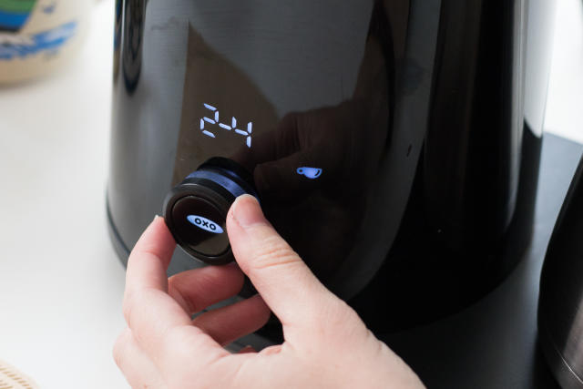 Breville One-Touch Tea Maker review: Pricey machine brews tea automatically  and with robotic precision - CNET