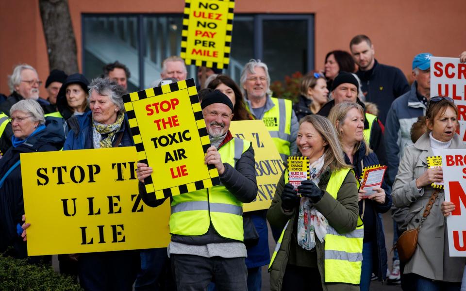 Anti-Ulez campaigners