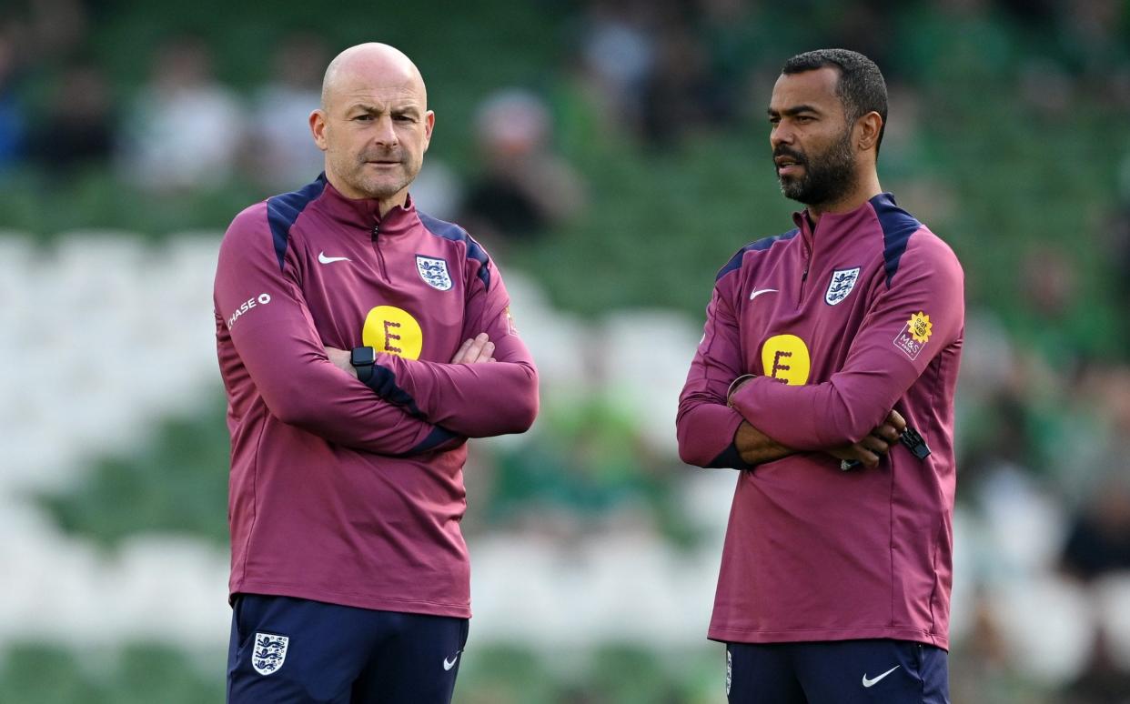 Lee Carsley with Ashley Cole