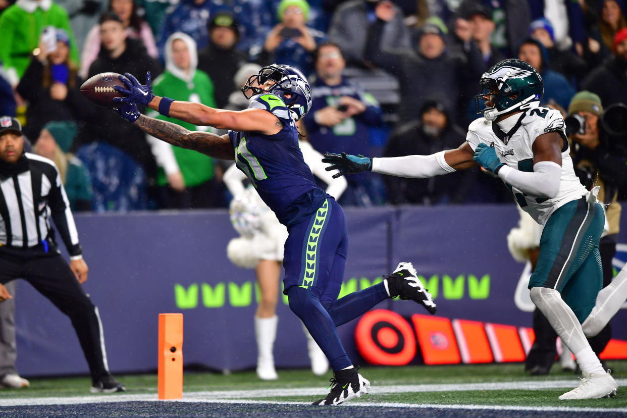 Jaxon Smith-Njigba makes the game-winning catch. (Jane Gersovich/Getty Images)