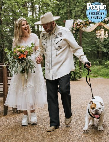 <p>Arline Beets of Ace Photography and Drakewood Farm, Assisted by Alyssa Turner</p> Forest Blakk and Tooley Jones at their Nashville wedding with their dog