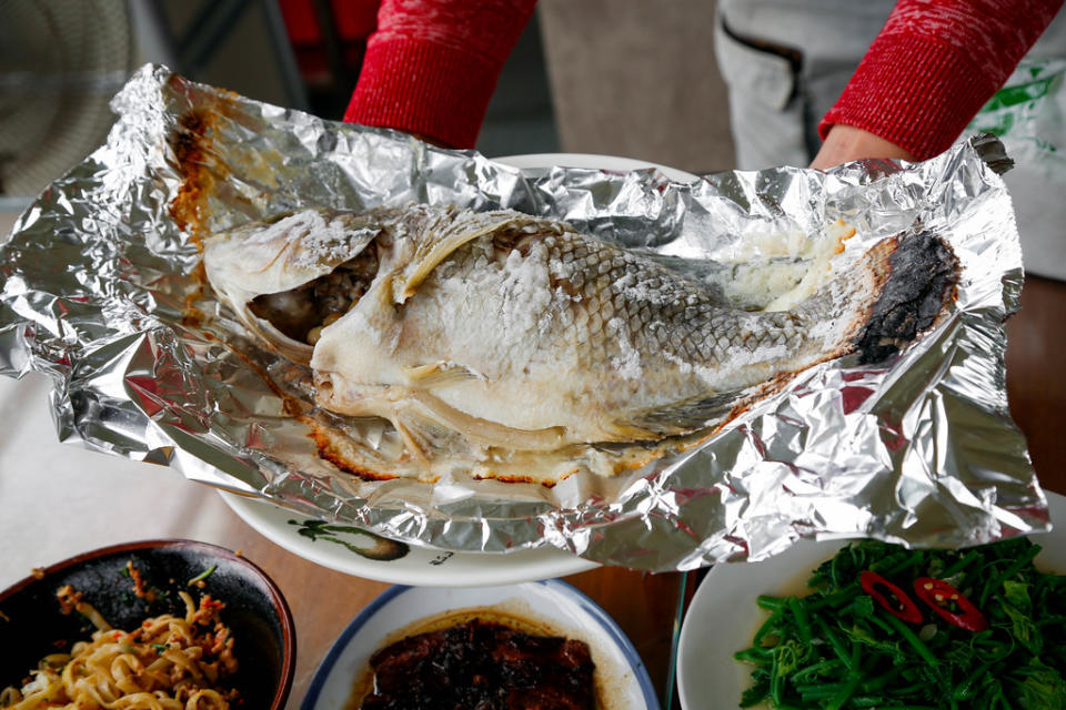 桃園龍潭｜三步五食休閒魚池 