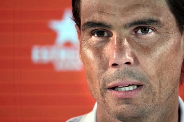 Rafael Nadal en conférence de presse le 24 avril 2024 à Madrid. "Si c'était Roland-Garros, je ne jouerais pas demain", a-t-il dit à la veille de son entrée en lice dans le tournoi Masters 1000 de la capitale espagnole (Thomas COEX)