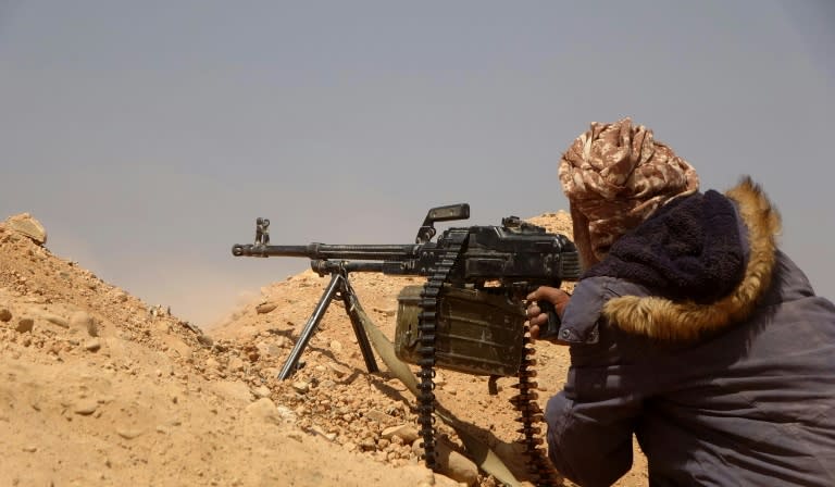 Un combattant des forces loyalistes au Yémen, dans la province de Marib, le 4 mars 2021