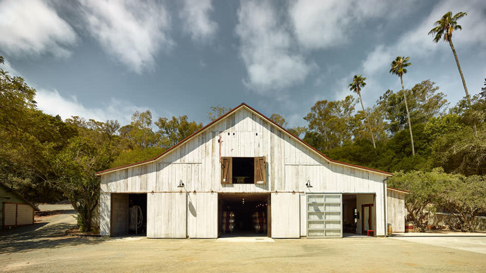 The 7 Best Napa Valley Tasting Rooms for Wine Lovers