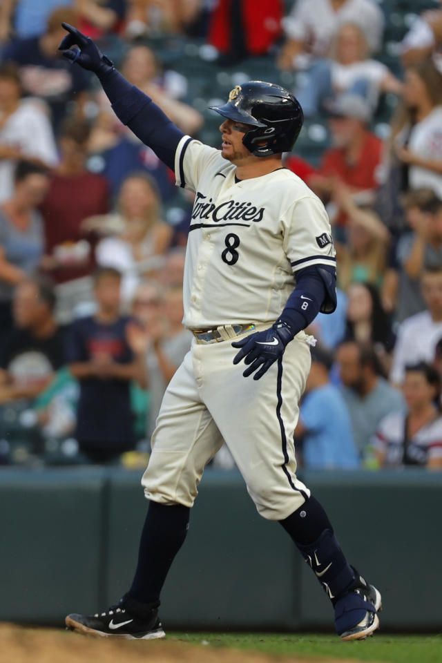 Carlos Correa's RBI single in the 10th inning gives Twins a 4-3 win over  Mariners