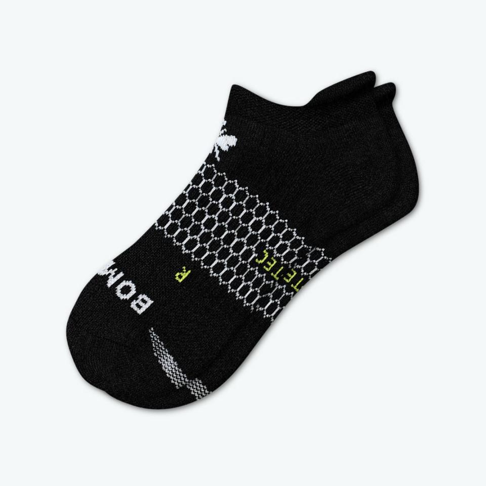 <p><a href="https://go.redirectingat.com?id=74968X1596630&url=https%3A%2F%2Fbombas.com%2Fproducts%2Fmens-all-purpose-performance-ankle-socks%3Fvariant%3Dblack%26size%3Dl&sref=https%3A%2F%2Fwww.menshealth.com%2Ffitness%2Fg43177553%2Fbest-athletic-socks%2F" rel="nofollow noopener" target="_blank" data-ylk="slk:Shop Now;elm:context_link;itc:0;sec:content-canvas" class="link ">Shop Now</a></p><p>Men's All-Purpose Performance Ankle Socks</p><p>bombas.com</p><p>$16.50</p>