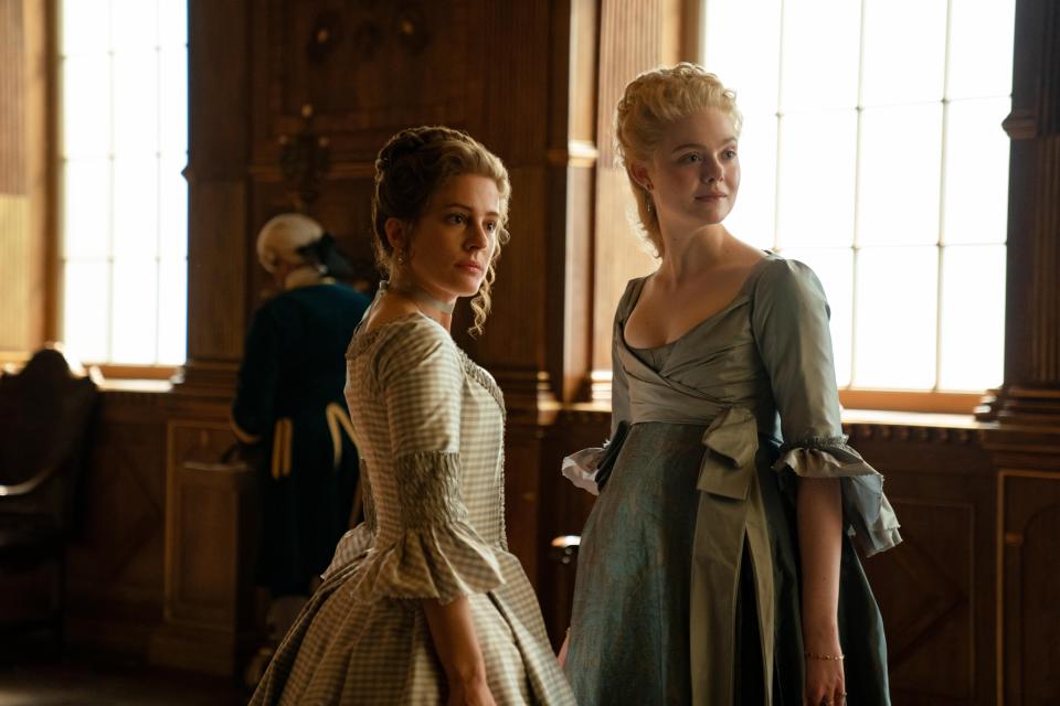 phoebe fox and elle fanning on the great