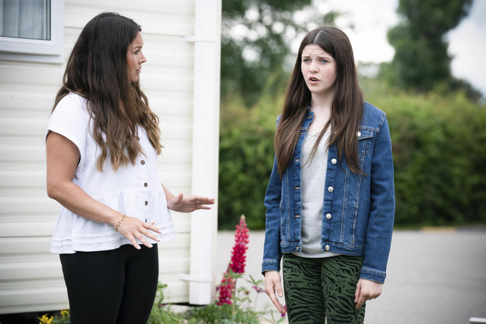 EastEnders,11-08-2022,6537,Stacey Slater (LACEY TURNER);Lily Slater (LILLIA TURNER),***EMBARGOED TILL TUESDAY 2ND AUGUST 2022***, BBC, Jack Barnes/Kieron McCarron