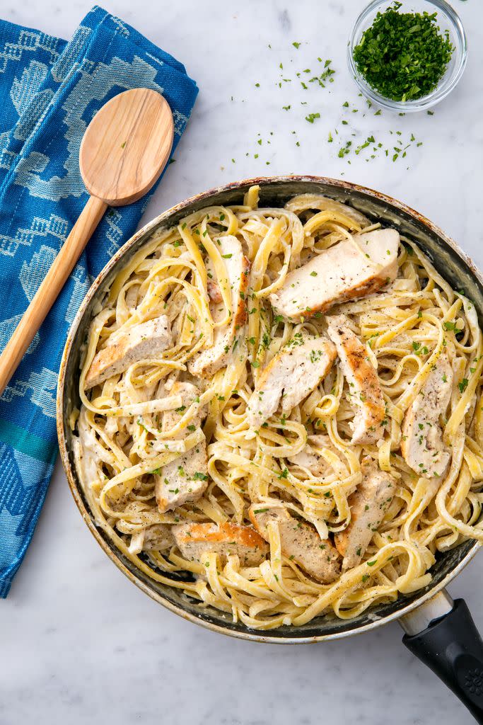 Classic Chicken Alfredo