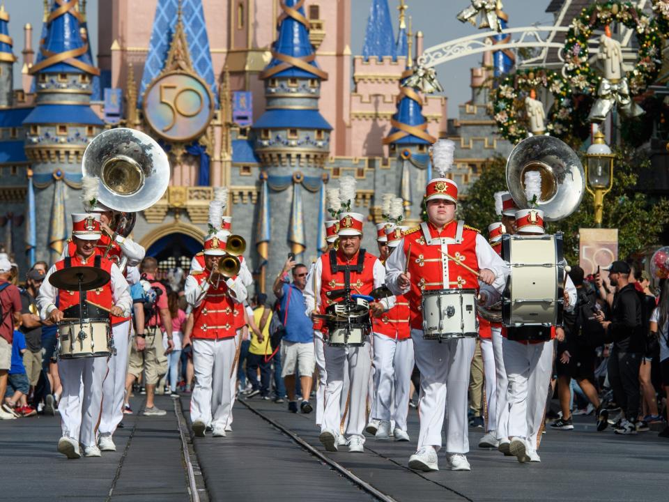 THE DISNEY PARKS MAGICAL CHRISTMAS CELEBRATION