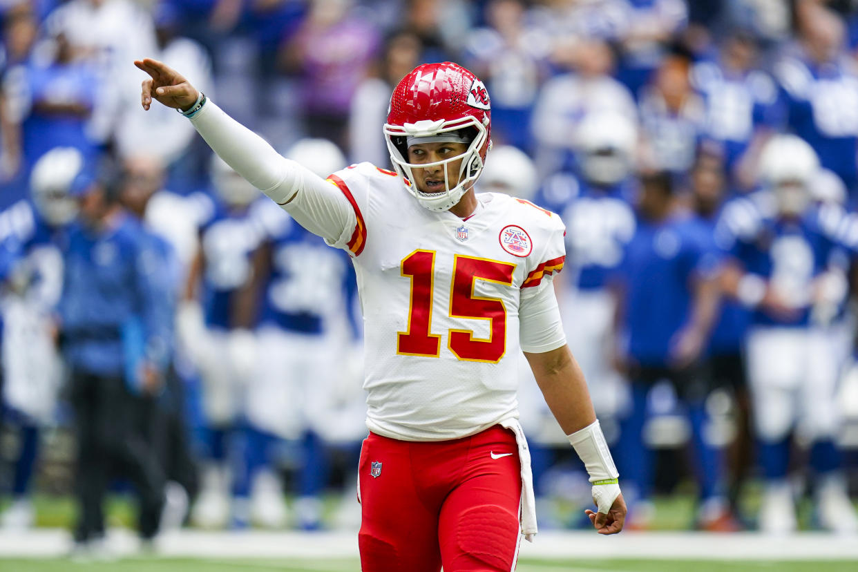 Kansas City Chiefs quarterback Patrick Mahomes (15) and his team are underdogs at Tampa Bay. (AP Photo/Michael Conroy)