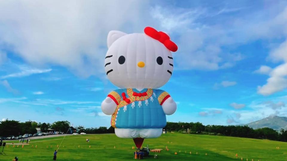 2021台灣熱氣球嘉年華將推出全球首座由三麗鷗巨星打造的「HELLO KITTY造型熱氣球」。（圖／翻攝自臺灣熱氣球嘉年華-Taiwan Balloon Festival臉書）