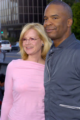 Bonnie Hunt and David Alan Grier at the Beverly Hills premiere of DreamWorks' The Terminal