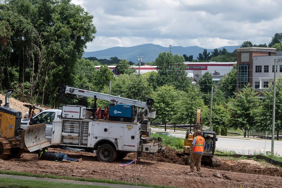 As of July 12, a construction crew was moving dirt around at the corner of Sweeten Creek Road and Medical Park Drive. It’s in preparation for a Starbucks which will have the address 1 Medical Park Drive.