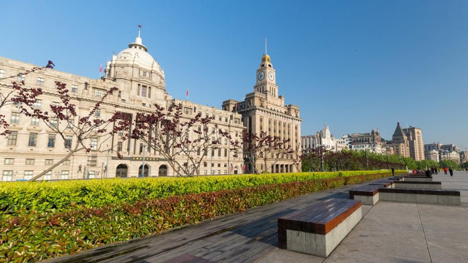 Shanghai’s Custom House wouldn’t look out of place in Liverpool (Getty Images/iStockphoto/Christian Ader)