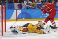 Ice Hockey - Pyeongchang 2018 Winter Olympics - Men Final Match - Olympic Athletes from Russia v Germany - Gangneung Hockey Centre, Gangneung, South Korea - February 25, 2018 - Ilya Kovalchuk, an Olympic Athlete from Russia, fails in his attempt to score past Germany's goalie Danny Aus Den Birken. REUTERS/Kim Kyung-Hoon