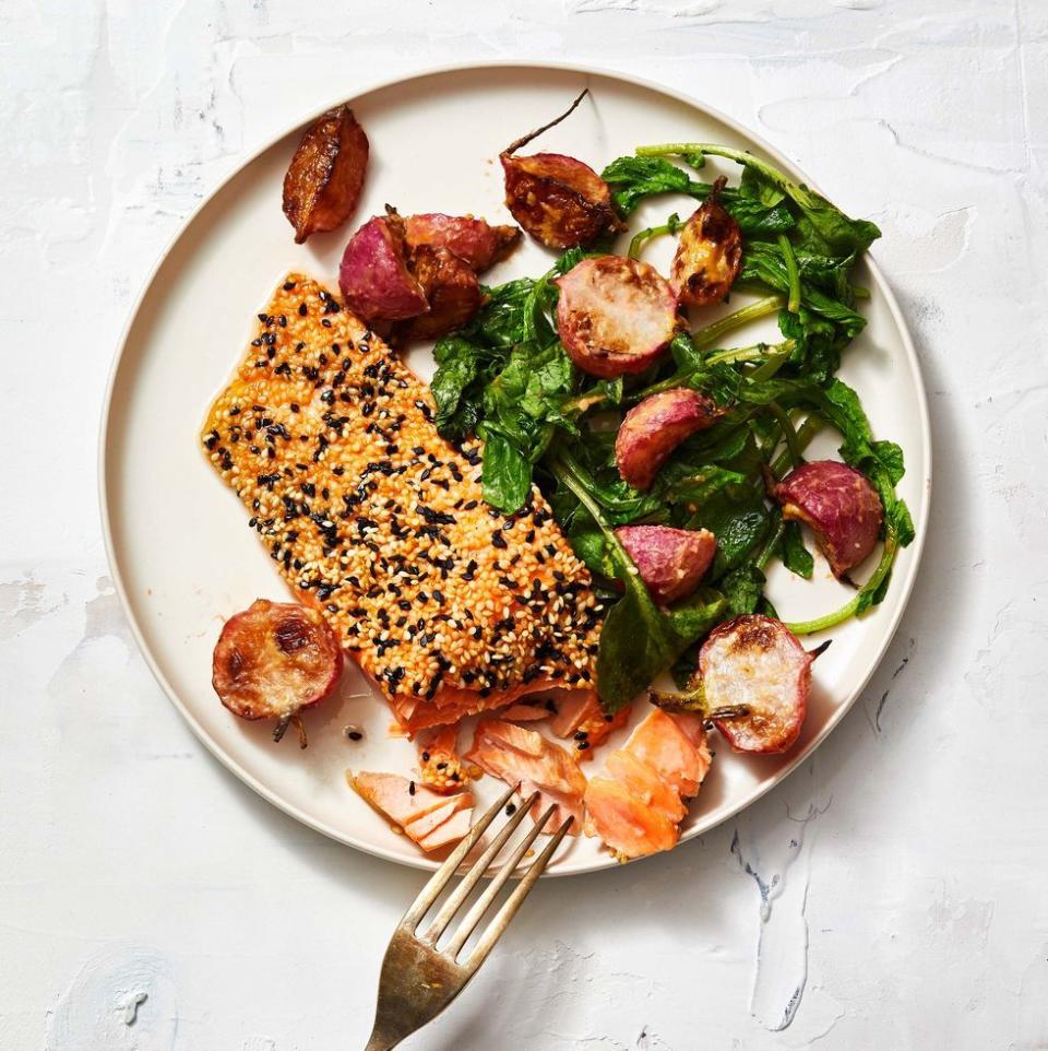 15) Sesame-Crusted Salmon with Miso-Roasted Radishes