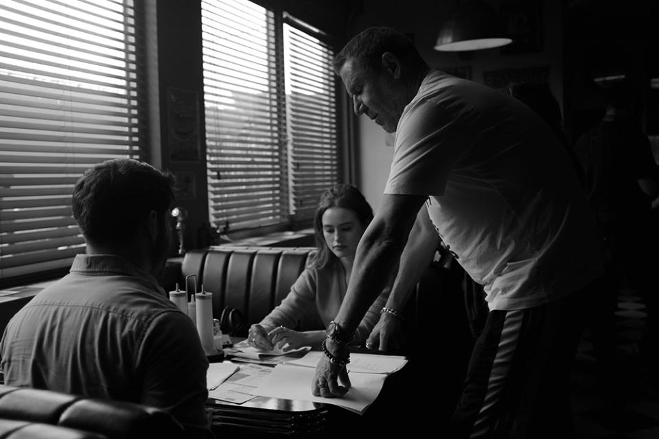 Froy Gutierrez as Ryan, Madelaine Petsch as Maya and Director Renny Harlin in The Strangers - Chapter 1.