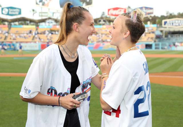 JoJo Siwa And Her Girlfriend Got Caught On The Kiss Cam At A