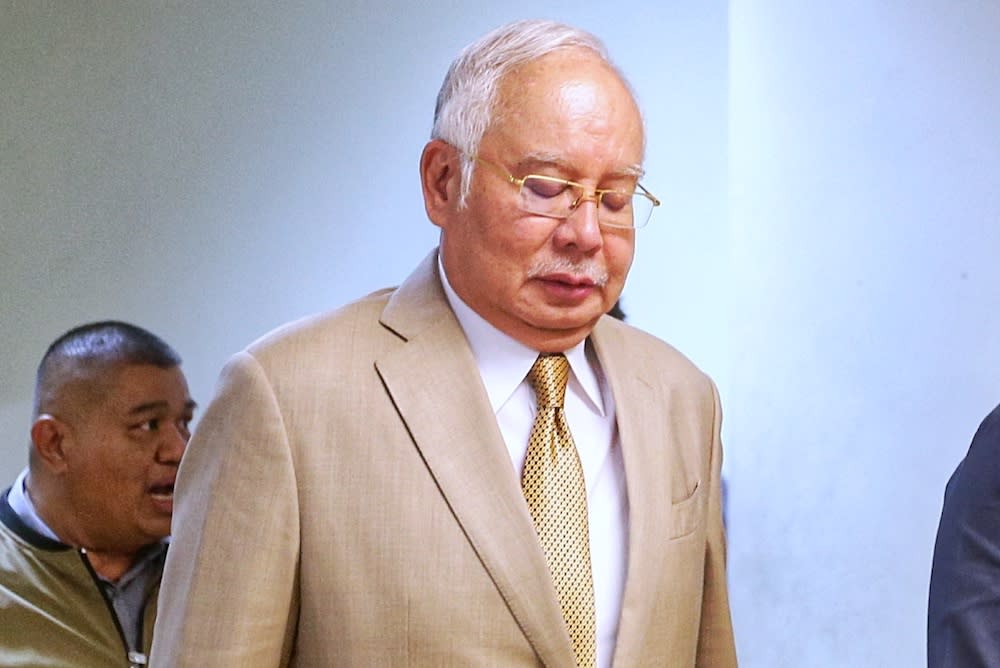 Datuk Seri Najib Razak is pictured at the Kuala Lumpur High Court November 18, 2019. —  Picture by Ahmad Zamzahuri