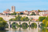 <p>La otra capital de provincia en la que se alcanzó un máximo histórico en el precio del alquiler en abril fue Zamora, donde llegó hasta los 6 euros mensuales por metro cuadrado. (Foto: Getty Images).</p> 