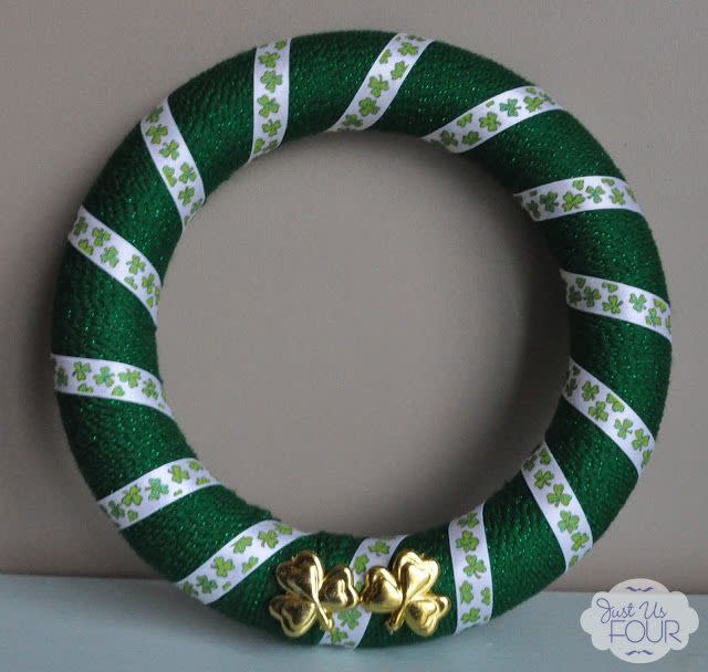 14) St. Patrick's Day Yarn Wreath