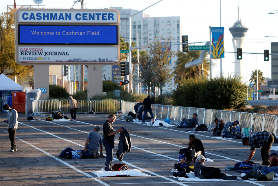 Aparcamiento al aire libre para los sintecho en Las Vegas