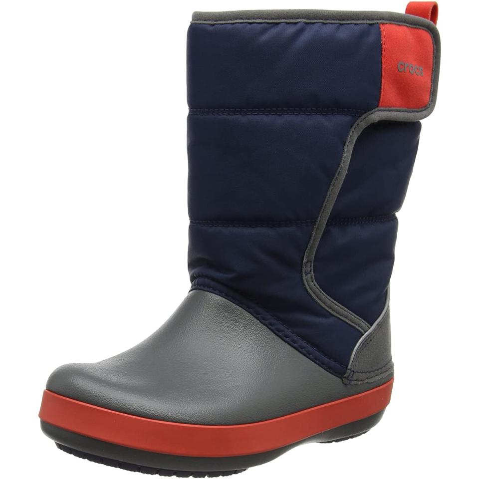 crocs kids lodgepoint snow boot