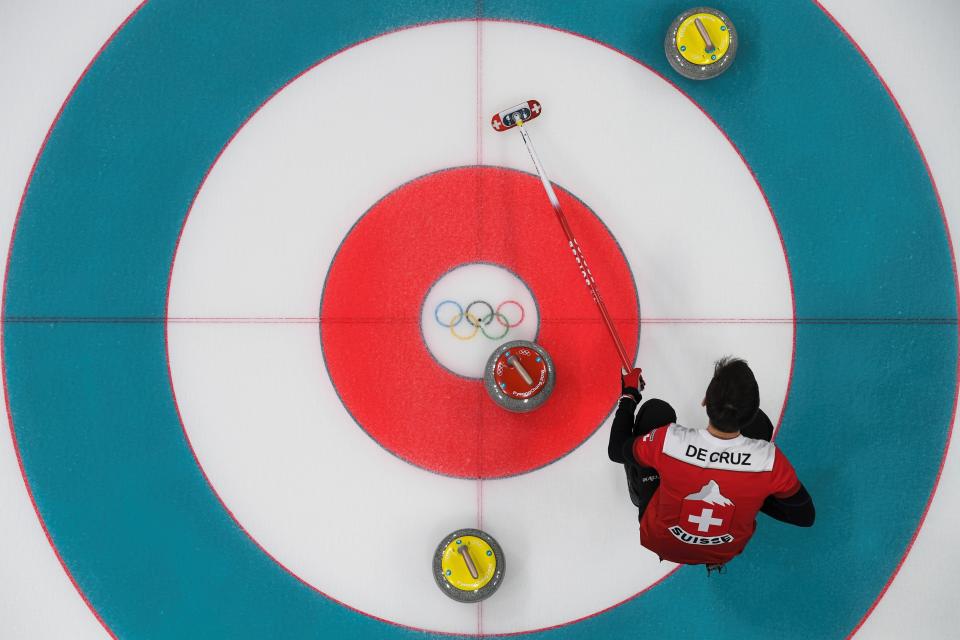 La Suisse s’offre l’ogre canadien en curling pour le bronze