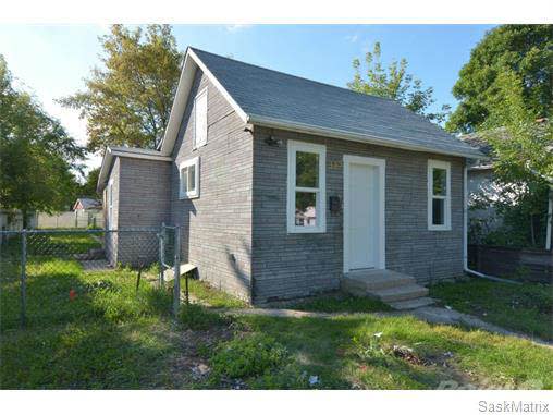 <p>No. 20: <span>345 Avenue S South</span><br> Saskatoon, Sask.<br> $124,900<br> 480 square feet<br> (Point2Homes) </p>