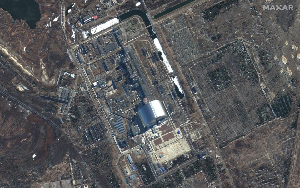 Satellite images of Chernobyl Nuclear Power Plant - MAXAR TECHNOLOGIES HANDOUT/EPA-EFE/Shutterstock 