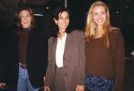 <p><em>Friends </em>co-stars Jennifer Aniston, Courteney Cox, and Lisa Kudrow were the picture of '90s fall fashion. If there's anything to be learned, earth tones will always "be there for you."</p>