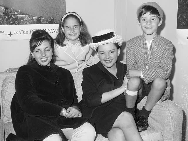 <p>Bettmann</p> Judy Garland with her kids, Liza Minnelli, Lorna Luft, and Joey Luft