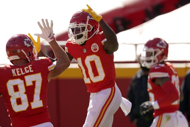 Who is the fastest player in the NFL? Tyreek Hill trailed Raheem Mostert,  others in 2020