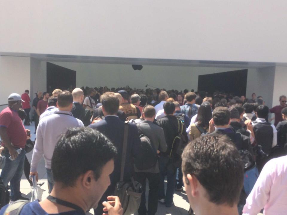 Crowds outside apple watch demo area