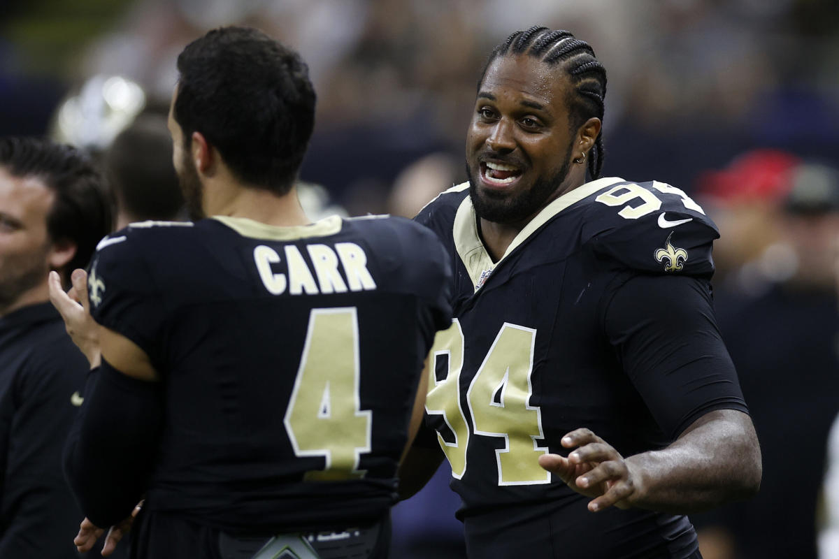 New Orleans Saints and Derek Carr Hang On For 16-15 Victory