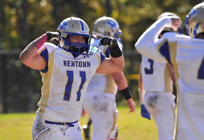 Running back Cooper Gold led Newtown with 256 yards and 5 touchdowns against Masuk — Facebook