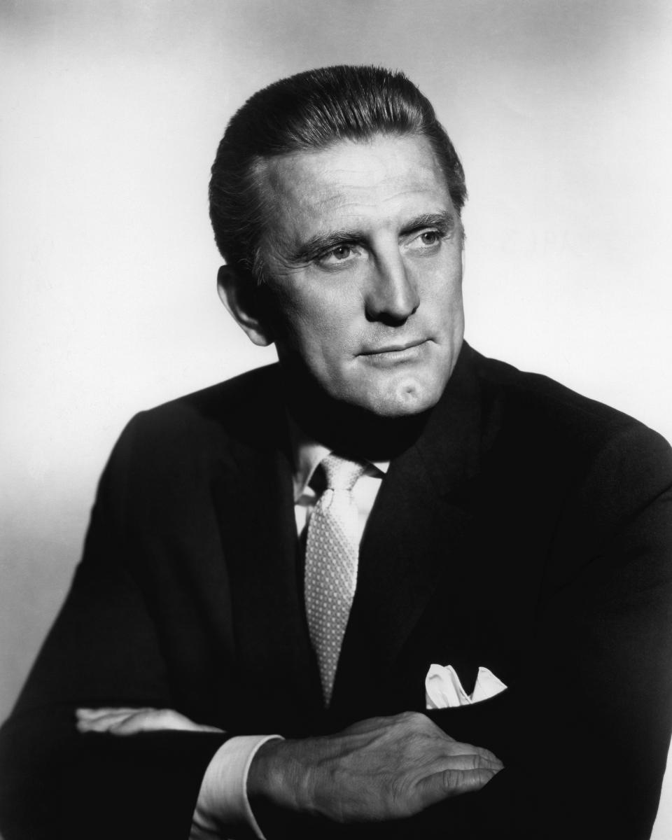 Kirk Douglas en 1955. (Photo by Silver Screen Collection/Getty Images)